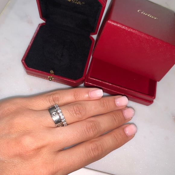 Cartier Love Ring White Gold - Picture 5 of 6